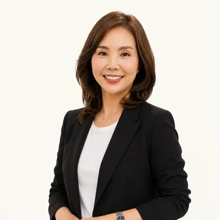 Monica Kim